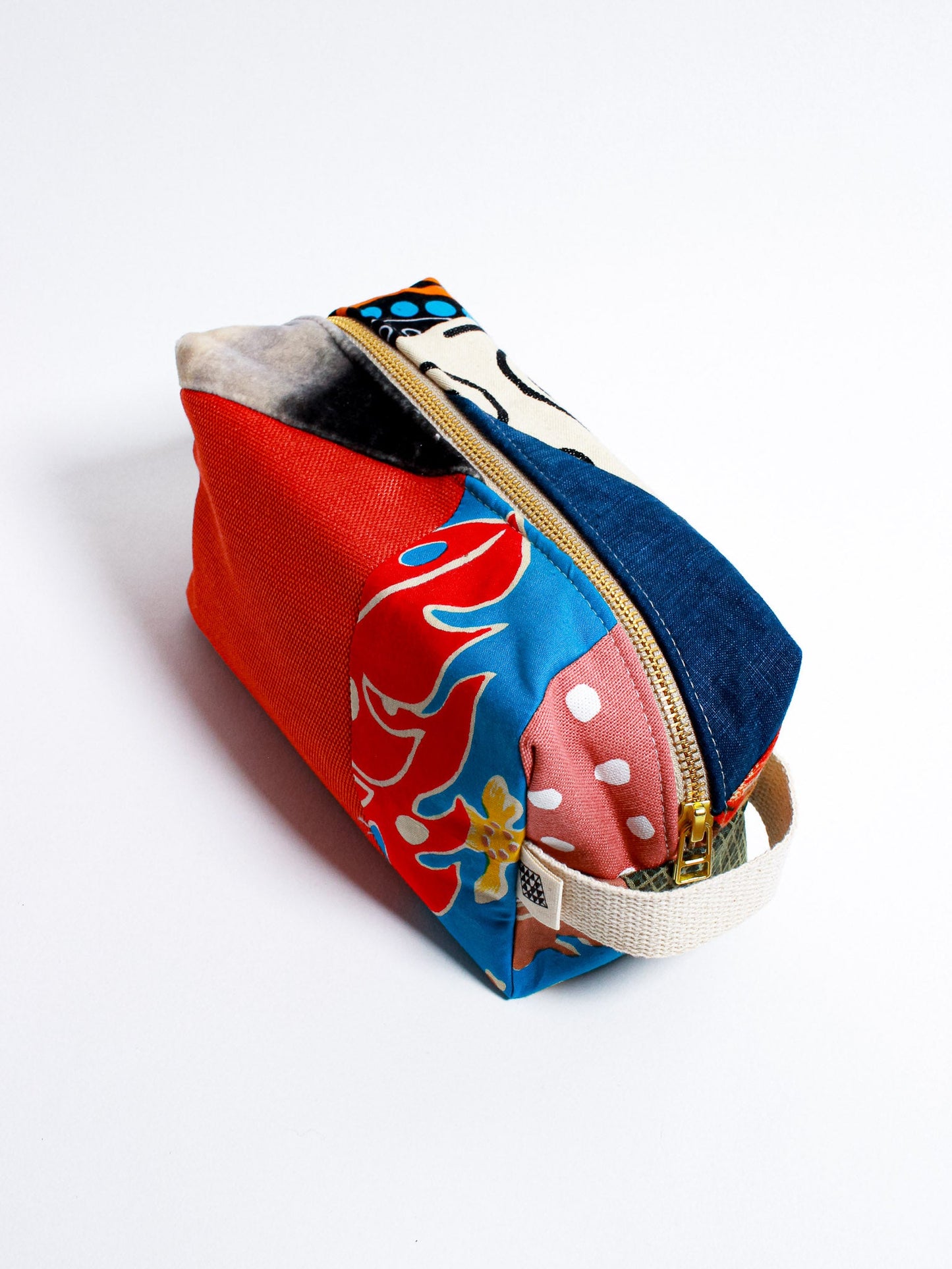 Patchwork Toiletry Pouch - Les Textiles Vagabonds - Berte
