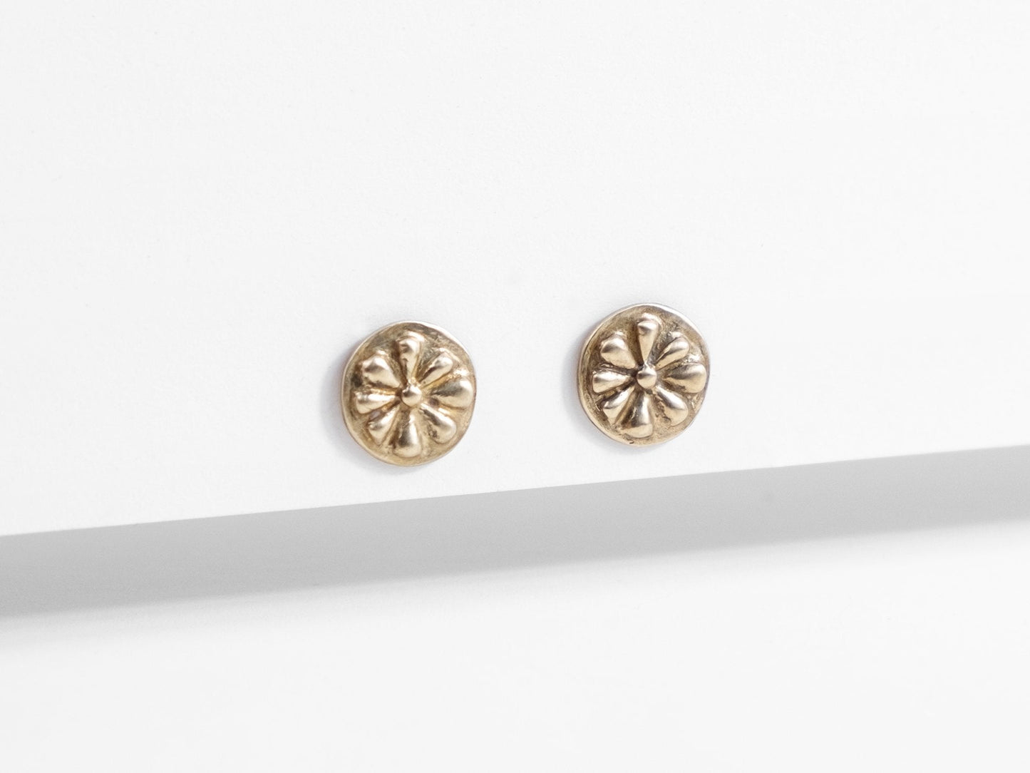 Rosette Studs - Sara Golden Jewelry - Berte