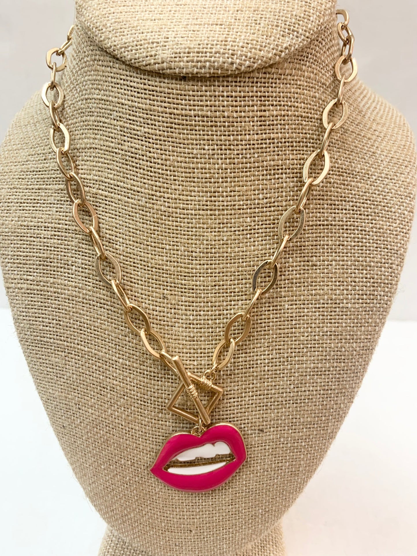 Gold Chain Lip Necklace