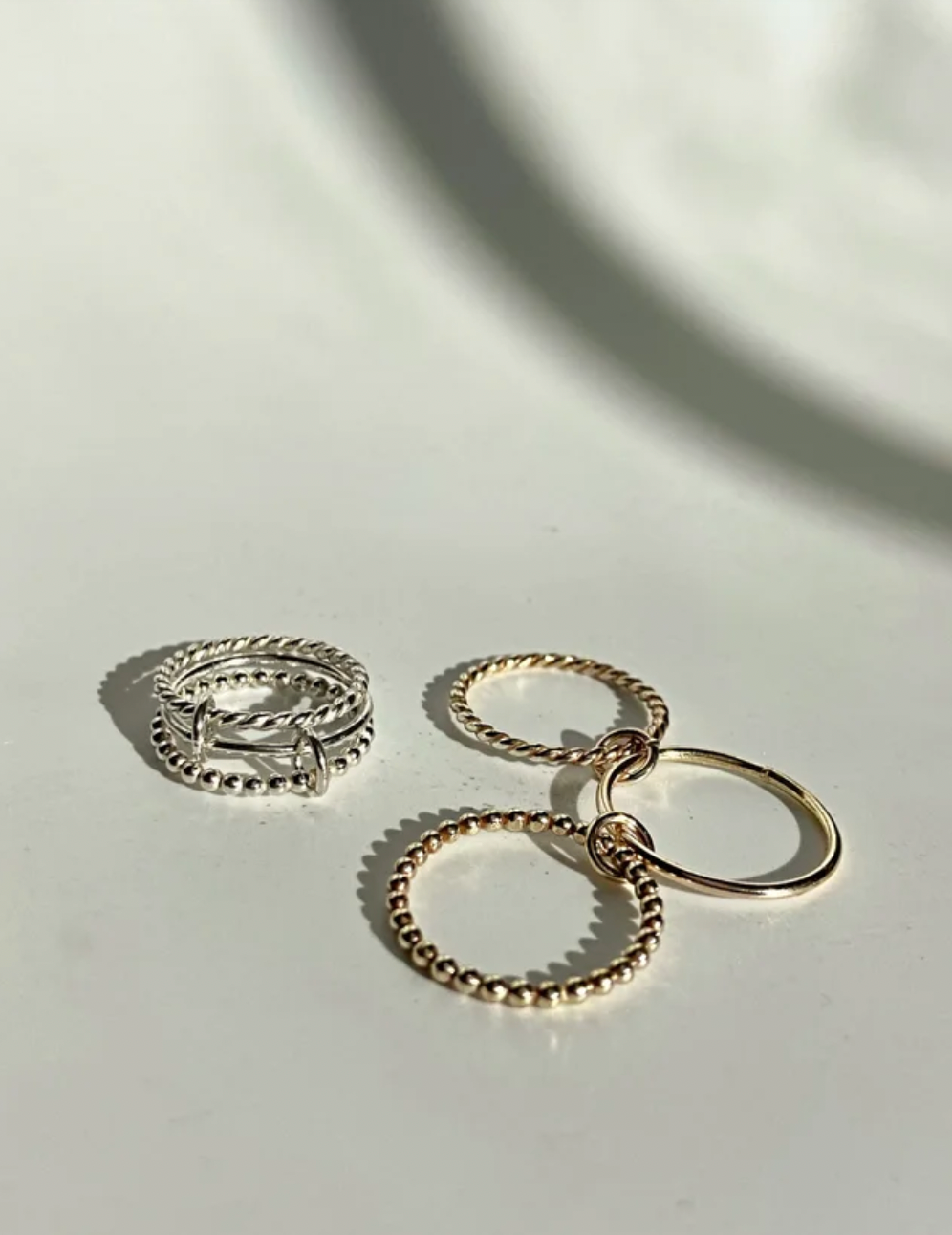 Dreamboat Lucy - Links Ring